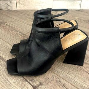 Black Vince Camuto mule sling backs